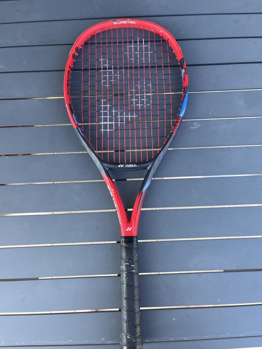 Schläger: Yonex Vcore 100 L3 – Gebraucht aus Chézard-St-Martin von Kikof78 1