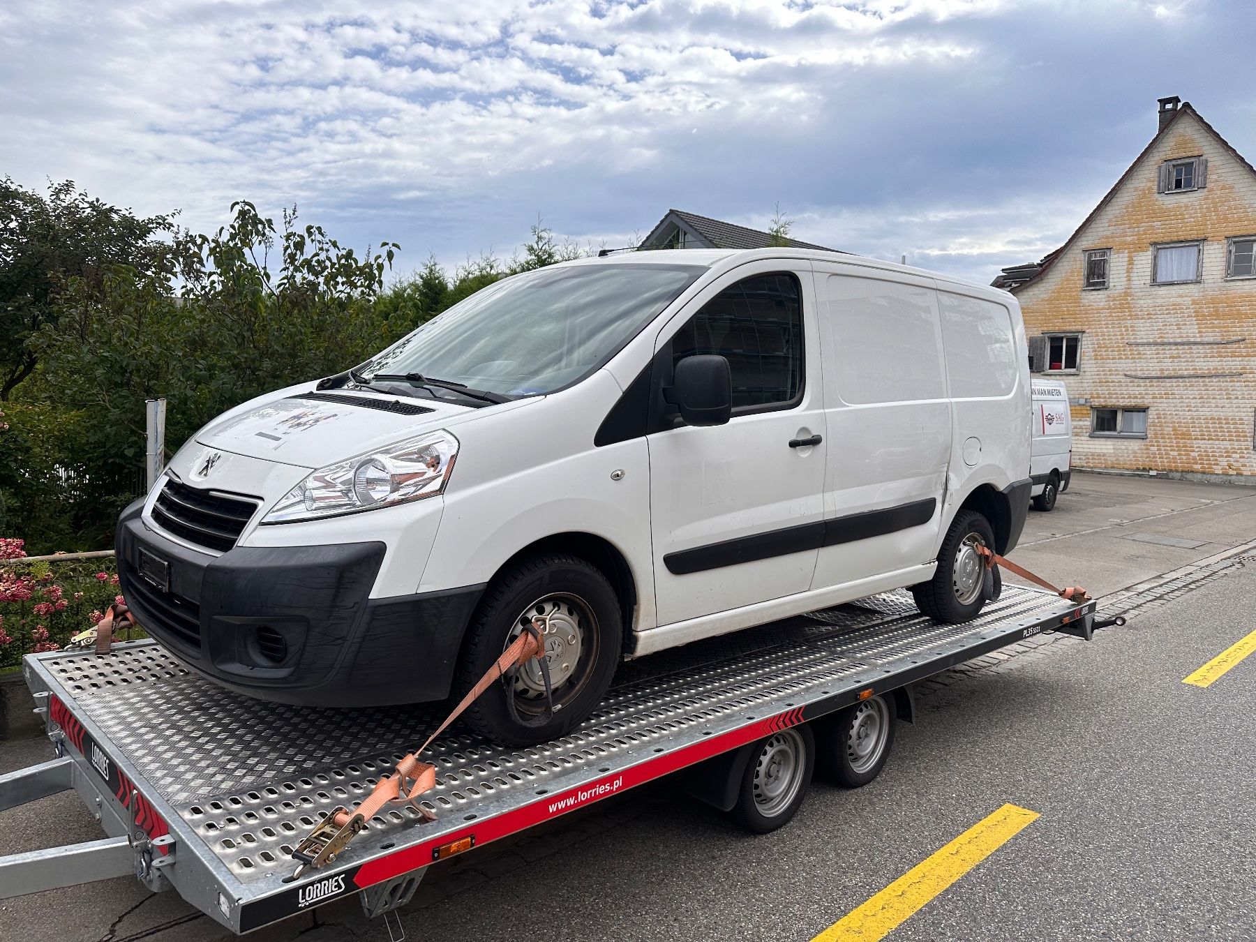 Remorques: Transporte bis 2.8T Eigengewicht – D'occasion à Oetwil am See par CarParts 4