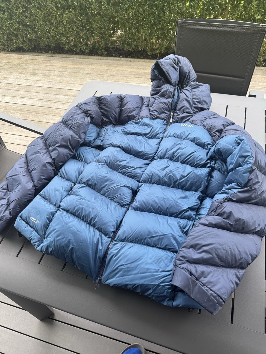 Rab Giacche: Rab Down Jacket, Size XL, Blue, Hooded, Used Condition – Nuovo (secondo la descrizione) da Oberägeri venduto da kim_5wz5