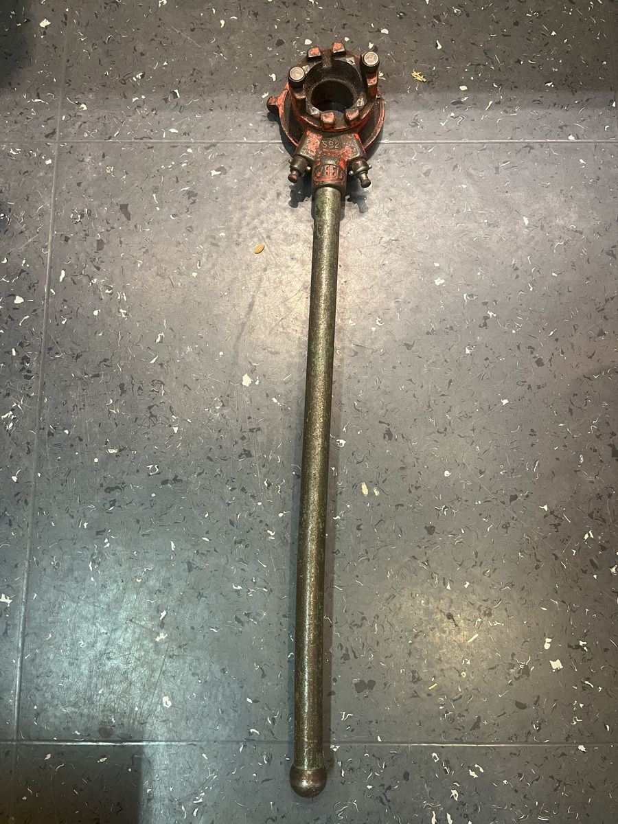Alle Werkzeuge: Reed Gewindeschneider S82 – Gebraucht aus Münchenstein von robit01 1