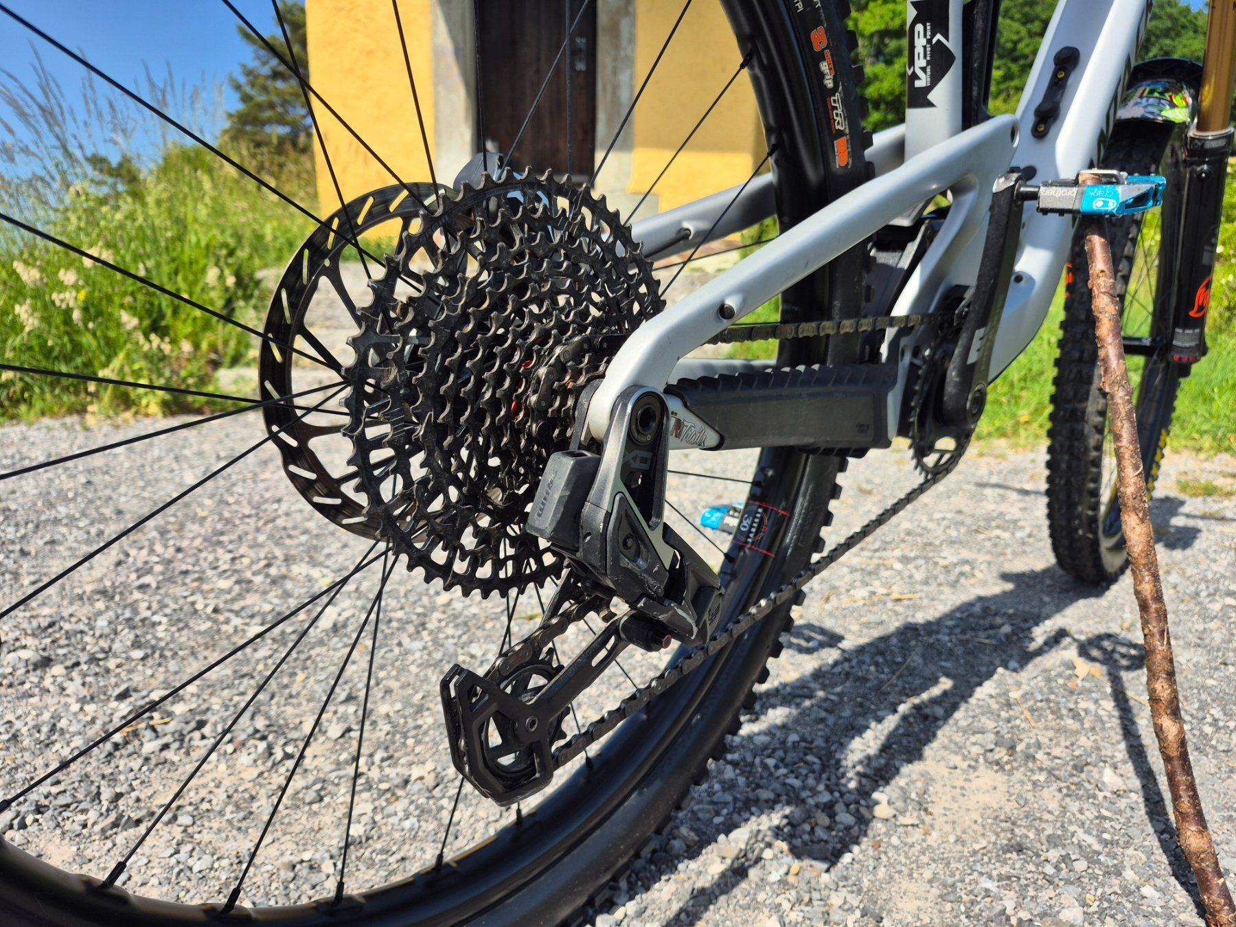 Santa Cruz Biciclette: Santa Cruz Heckler SL – Usato da Uitikon Waldegg venduto da sjijmon 4