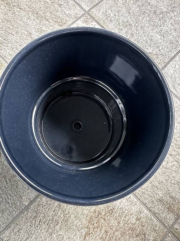 Ikea Vasi & Recipienti: Vaso klotlonn blu scuro 15cm – Usato da Paradiso venduto da chi_8pd8 3