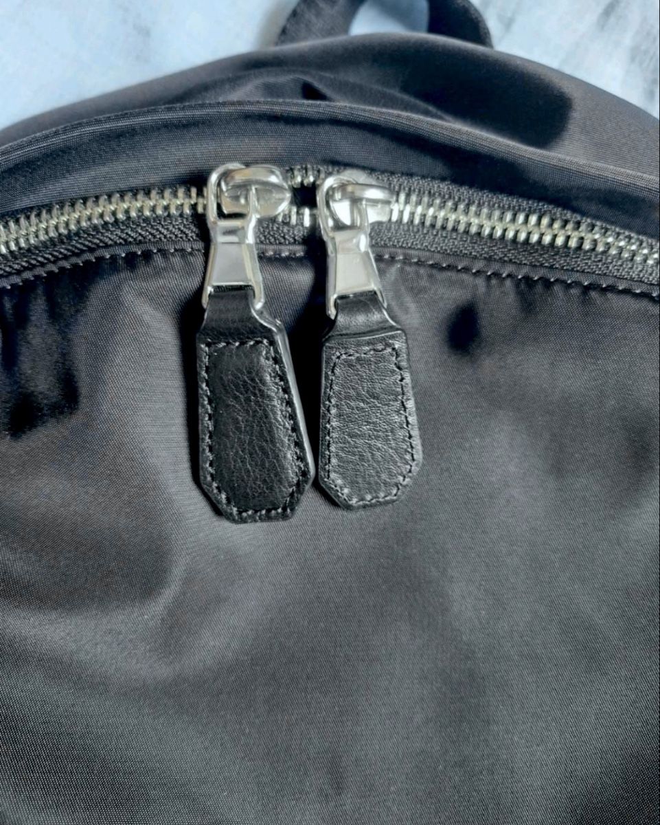 Versace Zaini: Versus Versace Rucksack schwarz silber Logo – Nuovo (secondo la descrizione) da Winterthur venduto da chiaraelisa93 4