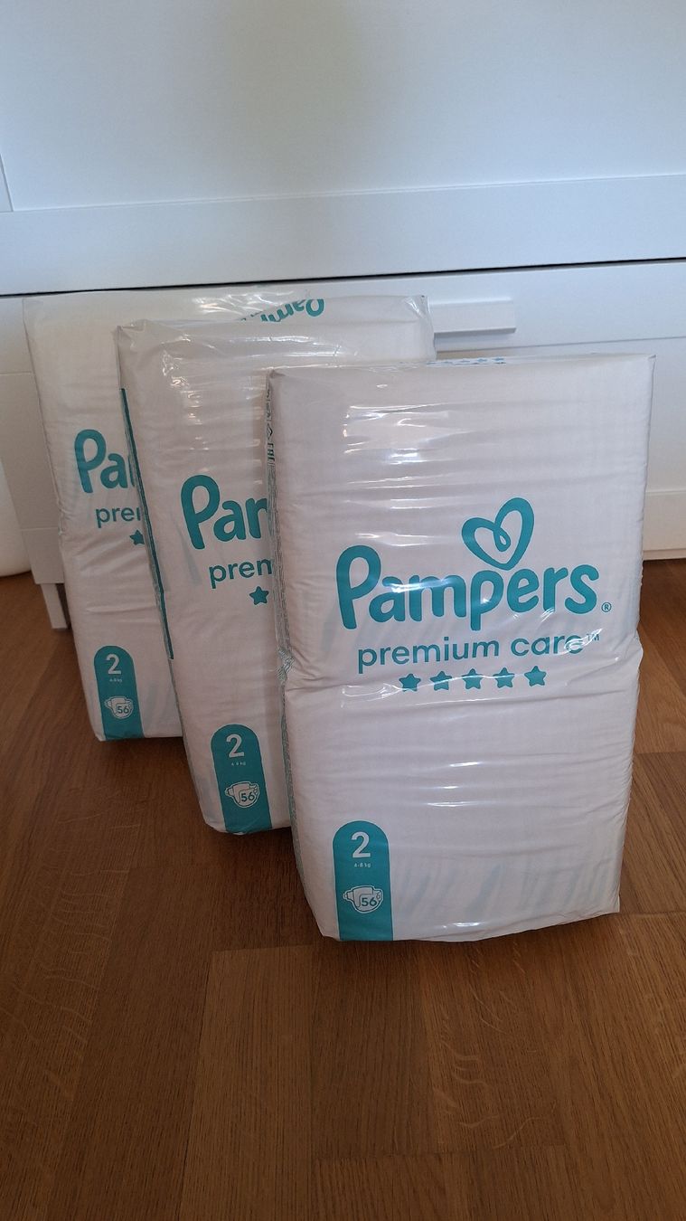 Pampers Windeleimer & Windeln: Pampers premium care Gr. 2 – Neu und originalverpackt aus Forch von benwyd