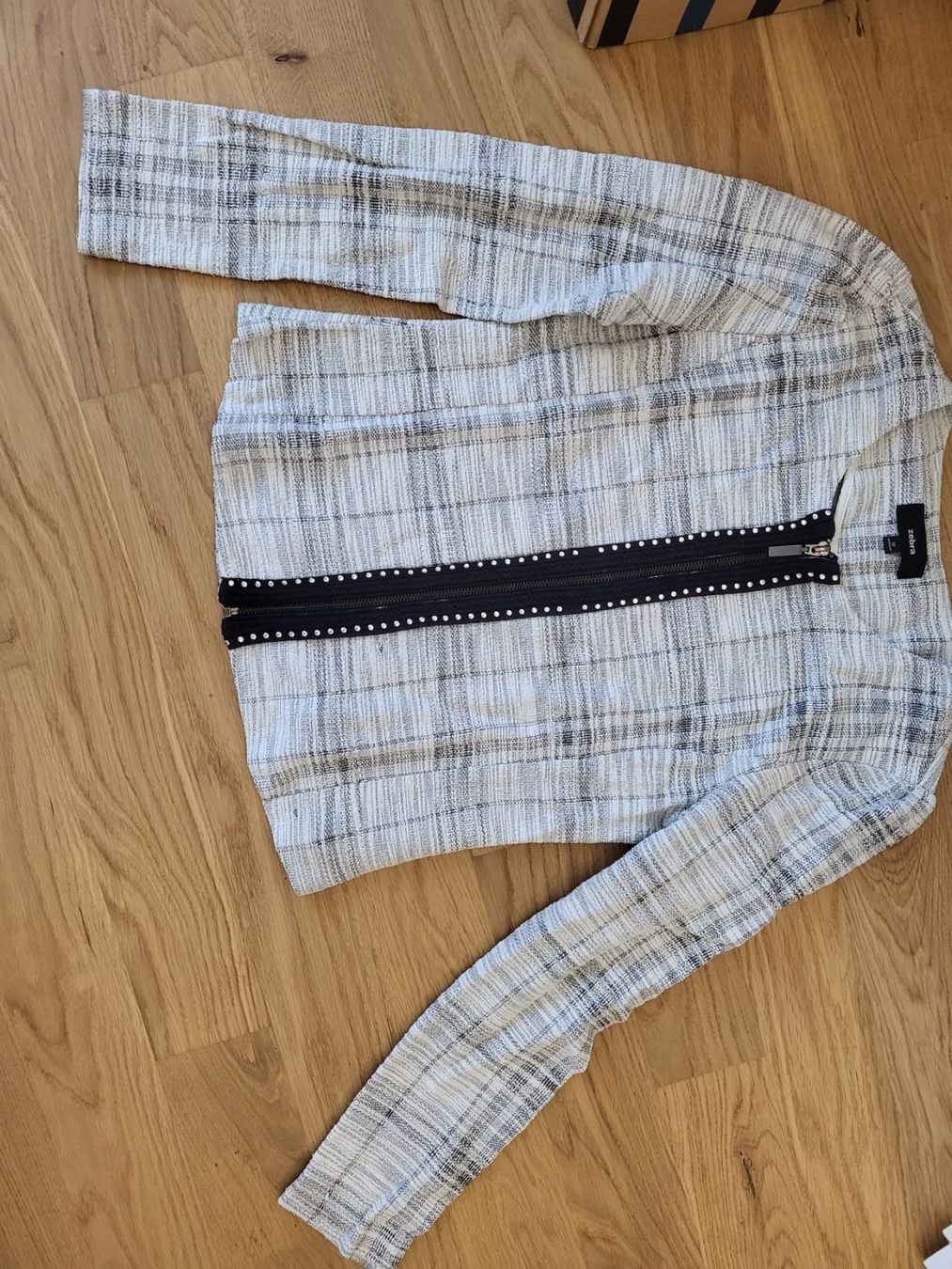 Zebra Pullover & Sweatshirts: Zebra Pullover Damen dünn mit Reissverschluss Grösse M – Gebraucht aus Arnegg von Michirech 2