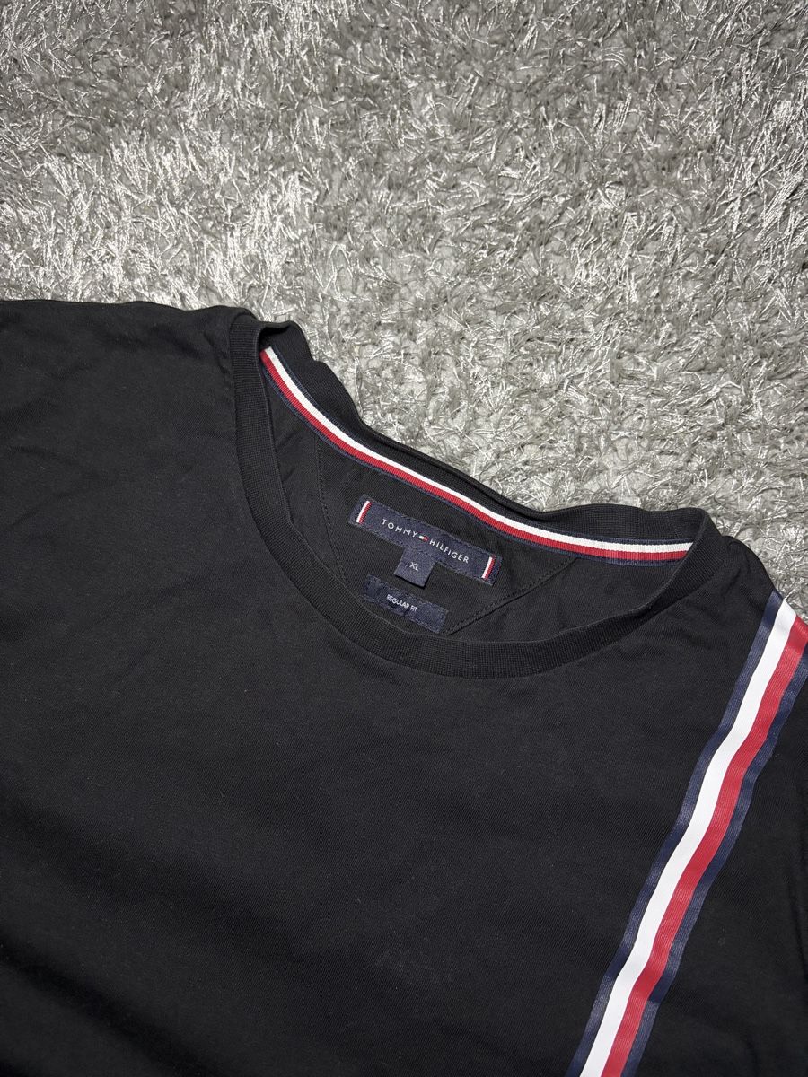 Tommy Hilfiger T-Shirts: Tommy Hilfiger T-Shirt schwarz  – Neu (gemäss Beschreibung) aus Brislach von edu_t6pq 3