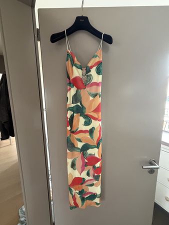 Sommerkleid gemustert mit Ringdetail, guter Zustand