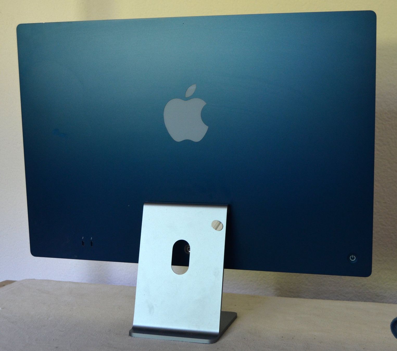 Apple PC: Apple iMac A2439 – Usato da Collonges venduto da arashee 3