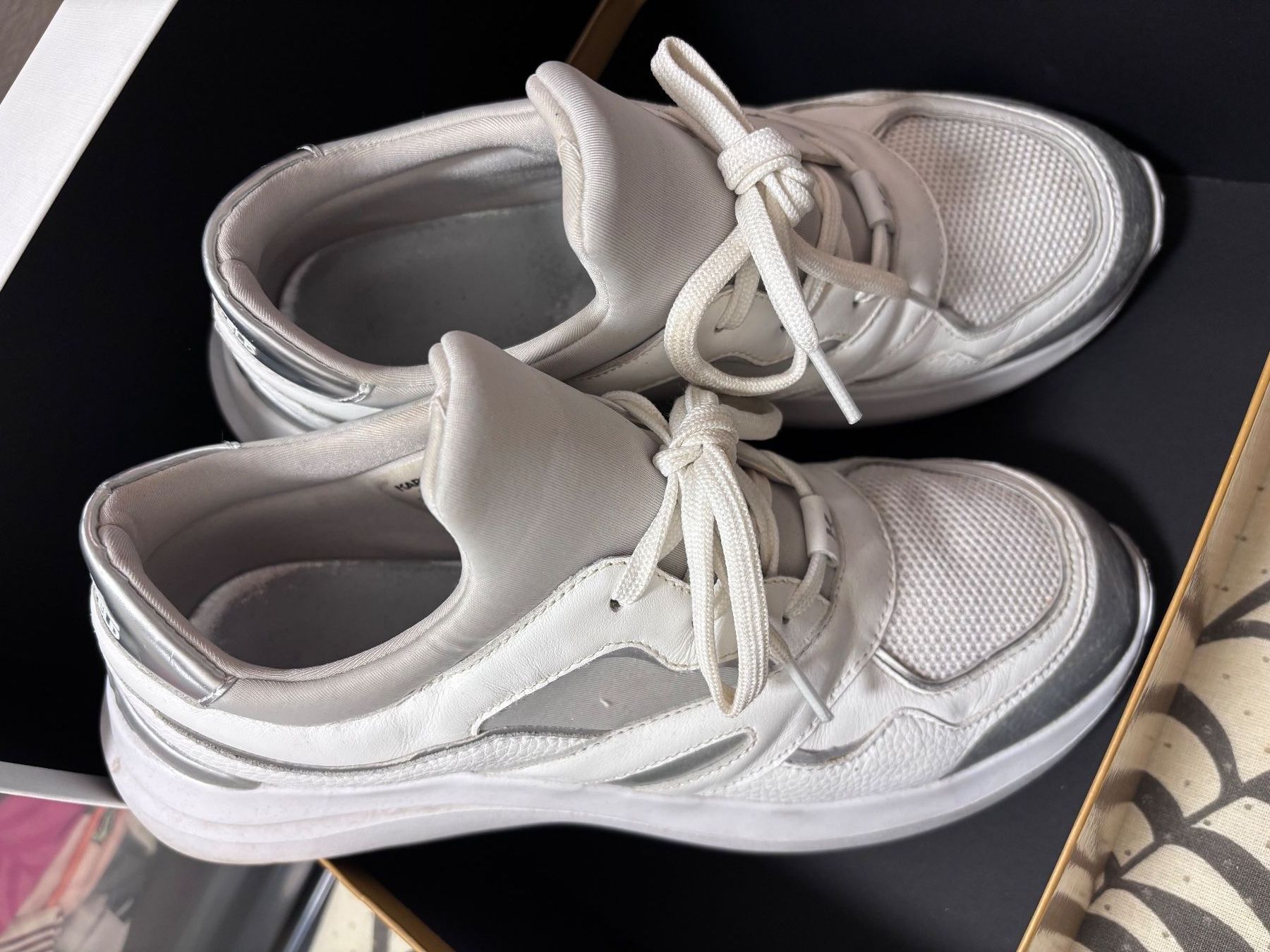 Karl Lagerfeld Scarpe da donna: Karl Lagerfeld Sneaker – Usato da Wetzikon ZH venduto da Deba26 1
