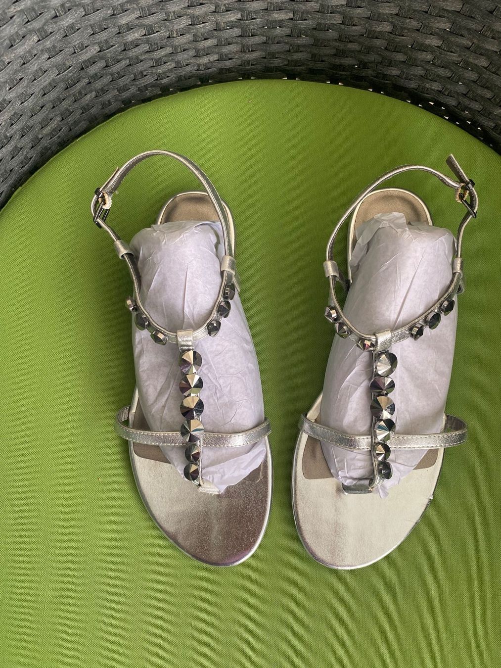 Tamaris Chaussures femmes: SUMMERTIME - stylische/edle Flip-Flops mit Décor, silber, 38 – D'occasion à Winkel par ferrari2022 4