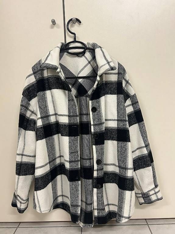Vestes: Karierte Hemdjacke – D'occasion à Reiden par sarinaaaaa23