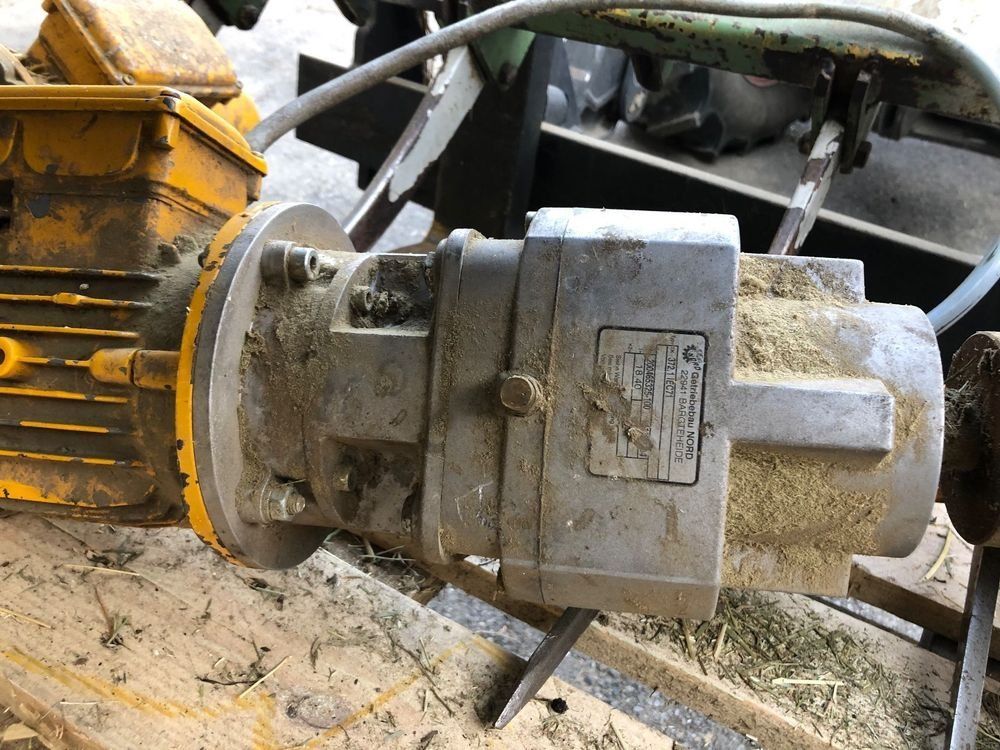 Motori: Elektromotor mit Getriebe 0,5kw – Usato da ruswil venduto da EssTseHa 1