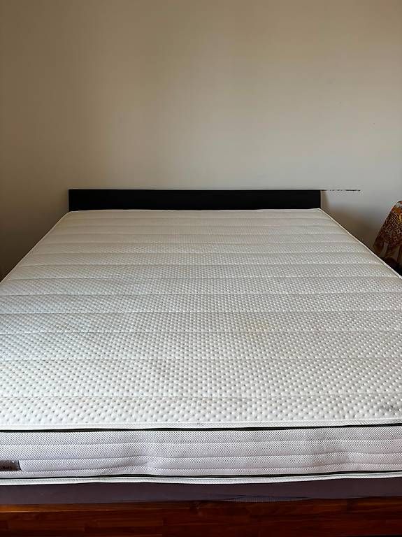 Materassi: Matelas mousse extra ferme Robusta 180 x 200 x 23 cm – Usato da Etagnières venduto da dan_s9zv