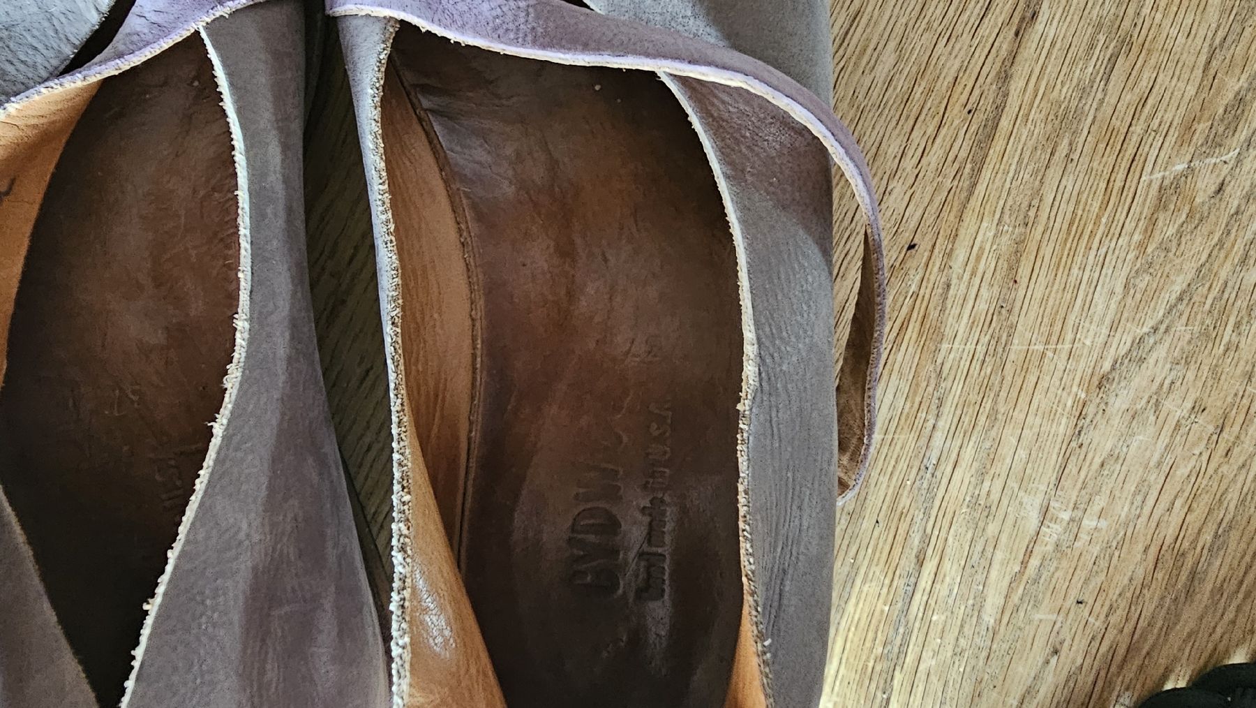 Scarpe da donna: Chaussures en cuir Cidwoq, taille 37 – Usato da Etoy venduto da az2011 2