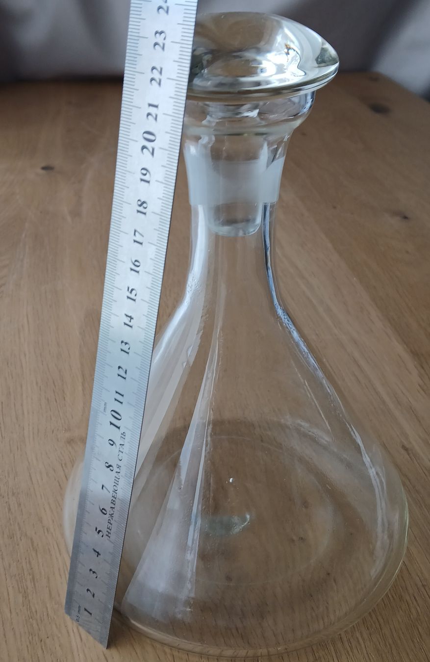 Caraffe: Glaskaraffe mit Stopfen Höhe 24 cm transparenter Zustand – Usato da Frasnacht venduto da ale_g288 1