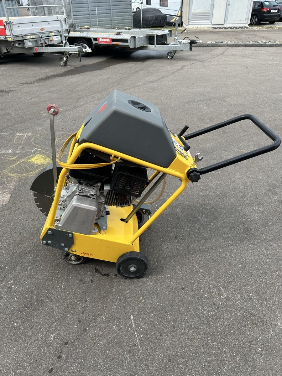 Wacker Neuson Tutte le macchine: Belagsfräser Fugenschneider Wacker Neuson  – Usato da Salmsach venduto da Takeuchi_W395 1