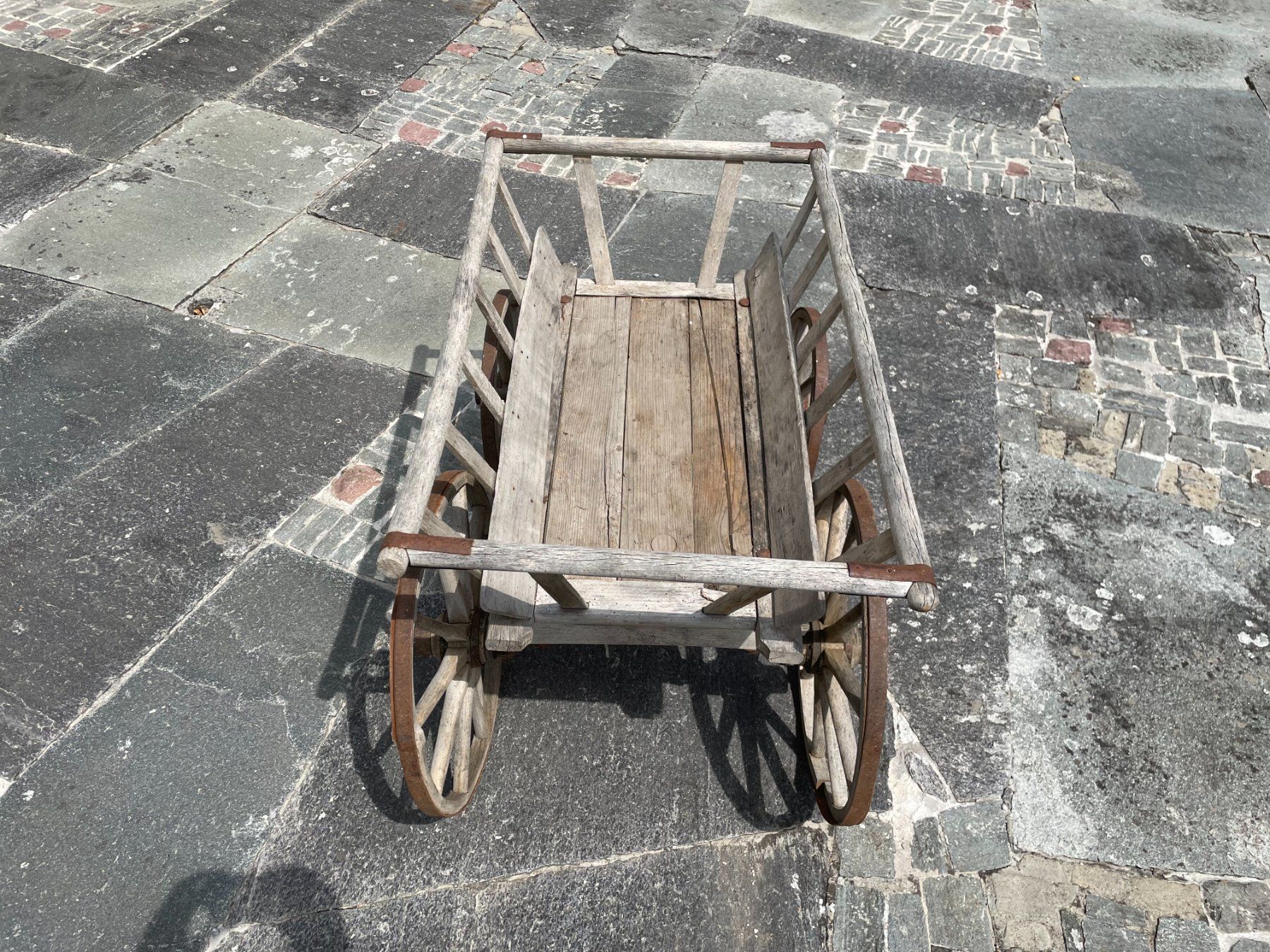 Articles en bois: Antiker Leiterwagen aus Holz – D'occasion à Sargans par sunrays 1