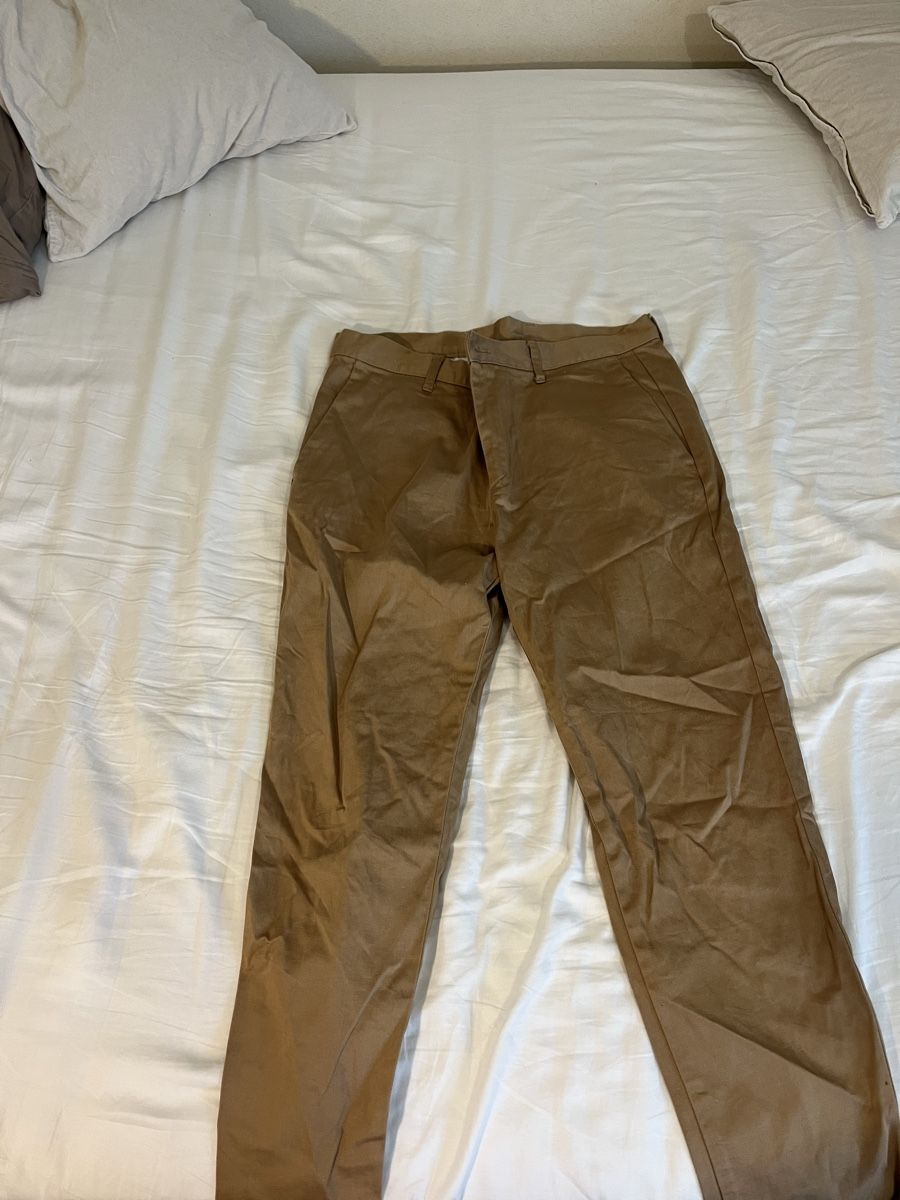 Zara Pantaloni: Pantalon marron Zara – Usato da Pully venduto da ari_78pk