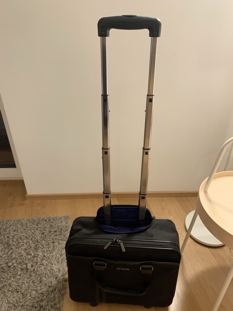 Samsonite Valigie: Samsonite Rolling Tote Suitcase/ Pilot bag - Great Condition – Nuovo (secondo la descrizione) da Zürich venduto da ama_h6ts 1
