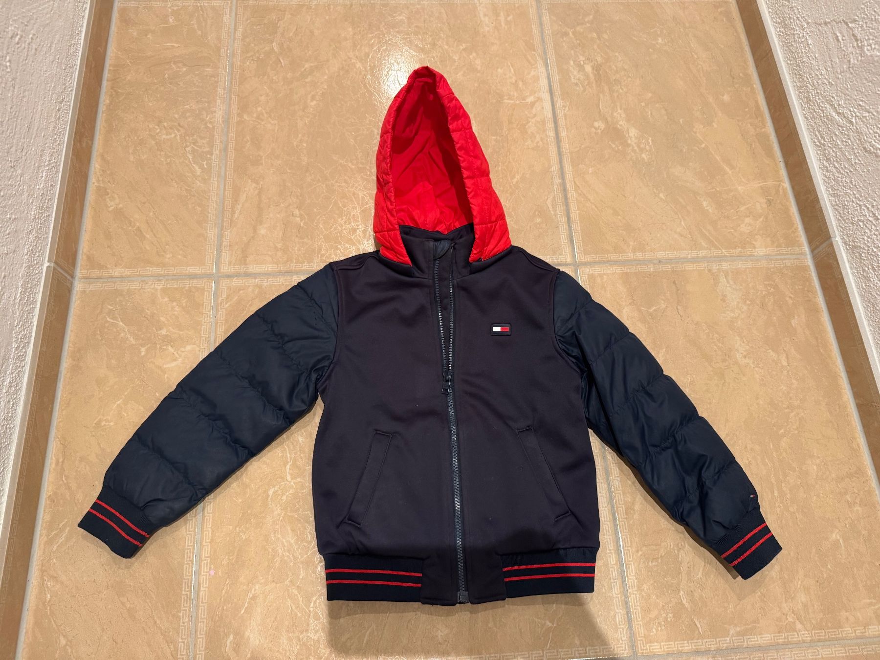 Tommy Hilfiger Jacken & Mäntel: Tommy Hilfiger NWT Uebergangsjacke, 6J 116 – Neu (gemäss Beschreibung) aus Klingnau von Markus14