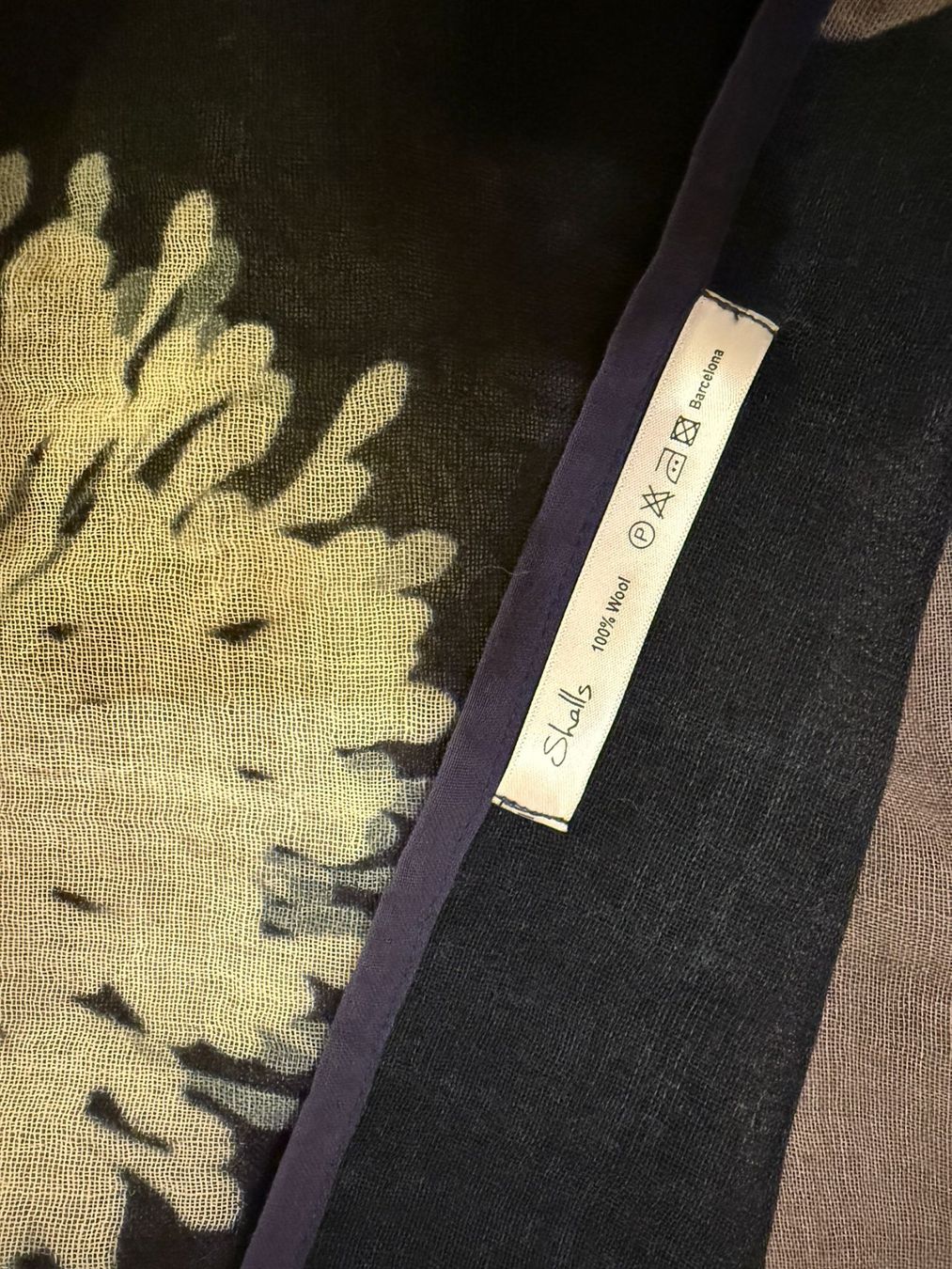 Foulard & Sciarpe: Echarpe Shalls 100% laine – Nuovo (secondo la descrizione) da Bern venduto da gil_rkx8 2
