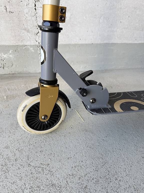 Kickboard: Kinder Scooter / Tretroller – D'occasion à Bichwil par salagor 2