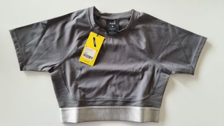 Neue Crop Top, Marke MYPROTEIN