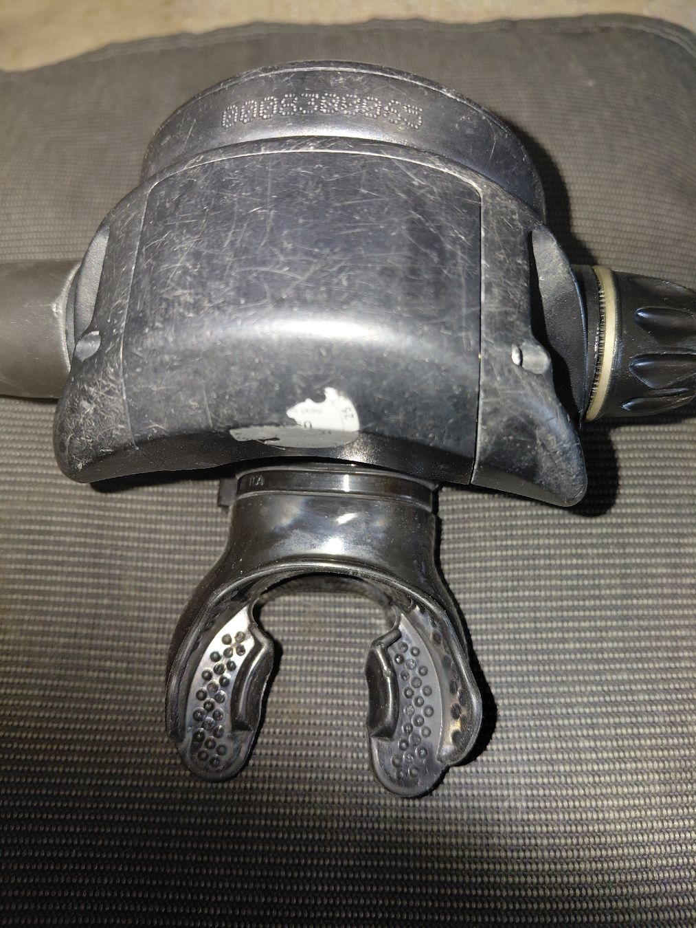 Scubapro Respiratori & Giubbotti: SCUBAPRO S600 2.STUFE – Usato da Illnau venduto da myoneclaude 2