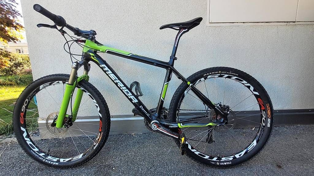 Vélos: VTT MERIDA équipé compétition - année 2011 – D'occasion à Vétroz par BruchezS