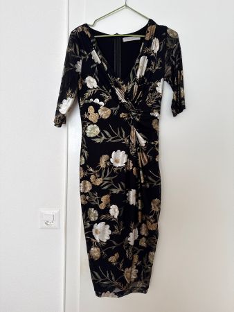 Elegant Black Floral Dress - Made in Italy - Size S 💐