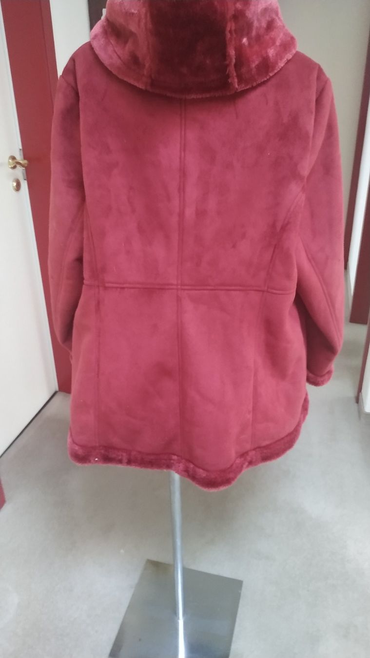 Giacche: Winterjacke mit Kapuzze, Grösse L – Usato da Pfaffhausen venduto da Nyota 2