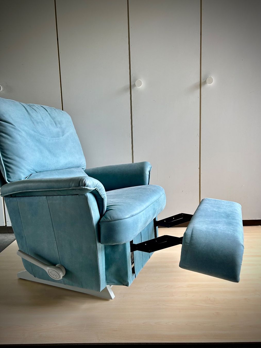 Sessel: Relaxsessel Lazyboy – Neu (gemäss Beschreibung) aus Zwillikon von  3