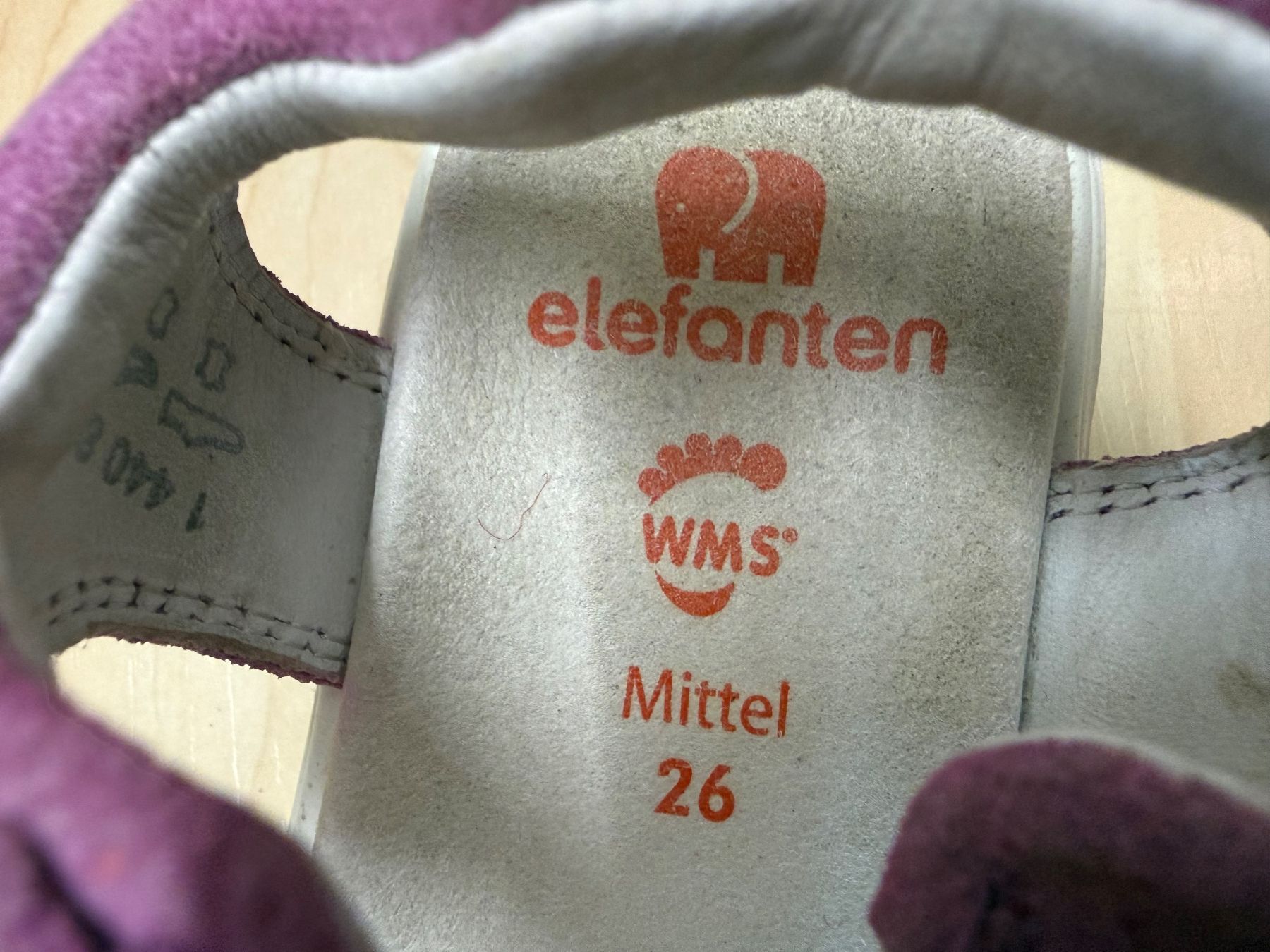 Elefanten Chaussures filles: Elefanten Sommerschuhe Sandalen für Mädchen Gr.26 – D'occasion à Siebnen par dte_9kmw 2