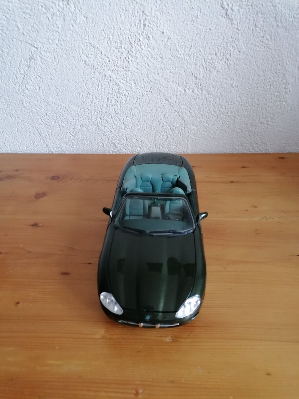 Maisto Modellini d'auto: Modellauto 1:18 Jaguar XK Series – Usato da ennetmoos venduto da Andy770098