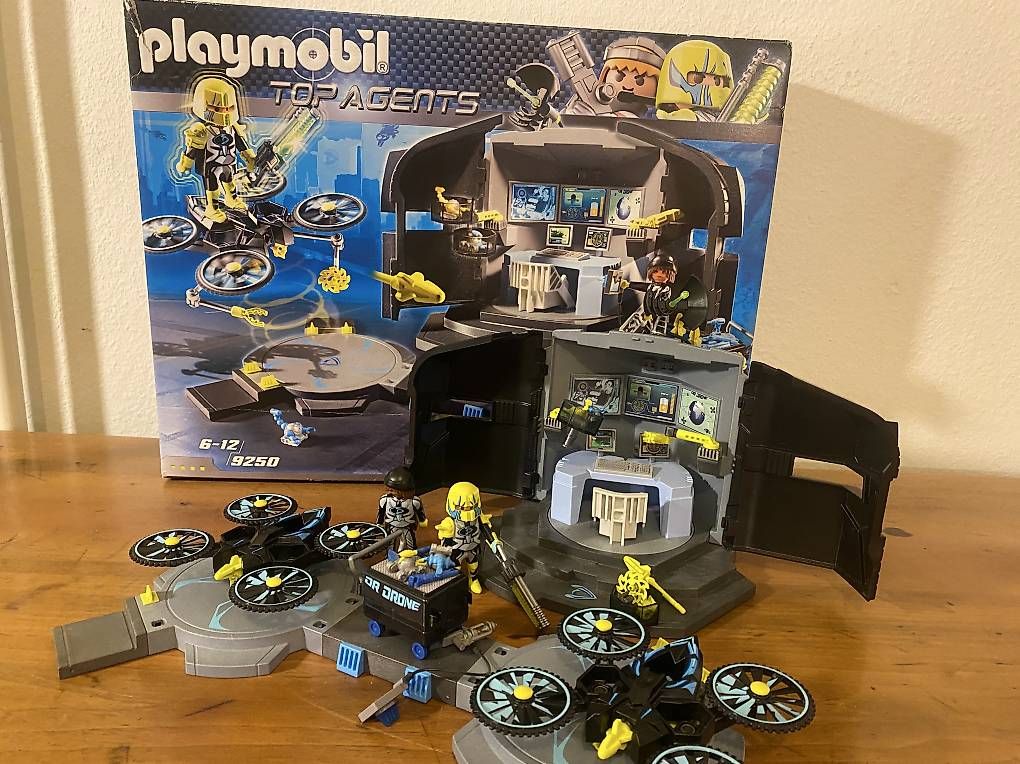 Lego Spielzeuge: Playmobil 9255 Top Agents Dr. Drones Command Center – Gebraucht aus Basel von kitkaethy01