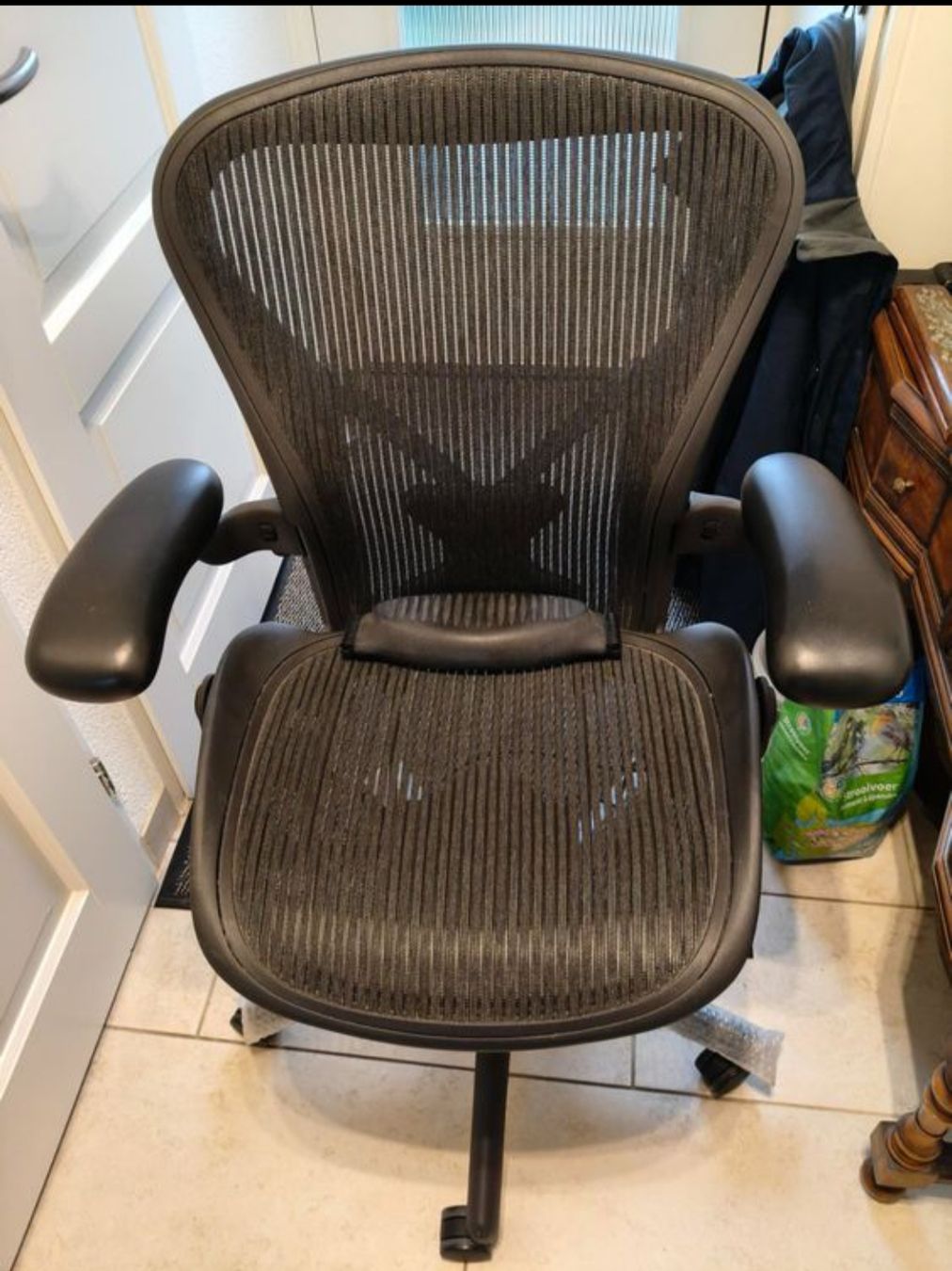 Herman Miller Sedie: Bürostuhl Herman Miller Aeron, Grösse B – Nuovo (secondo la descrizione) da Luzern venduto da sim_lqq2 2