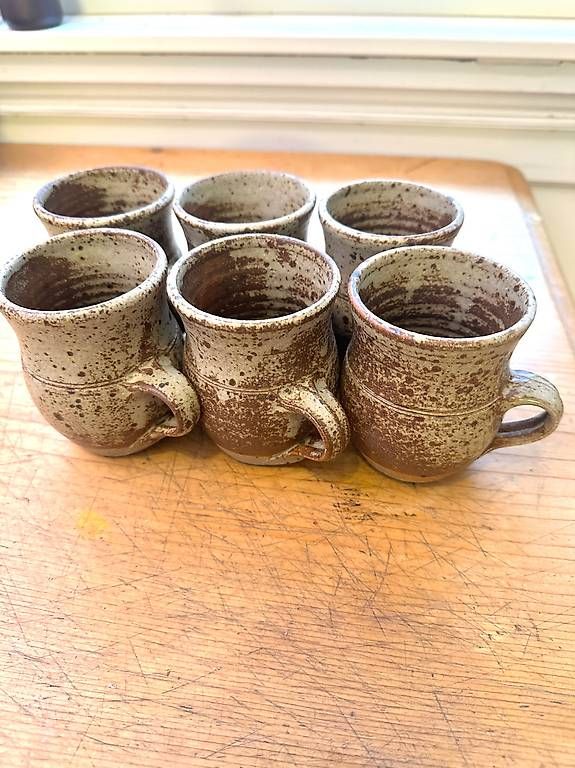 Set di piatti: Vintage Steingut Becher – Usato da Basel venduto da Katharina520741 3