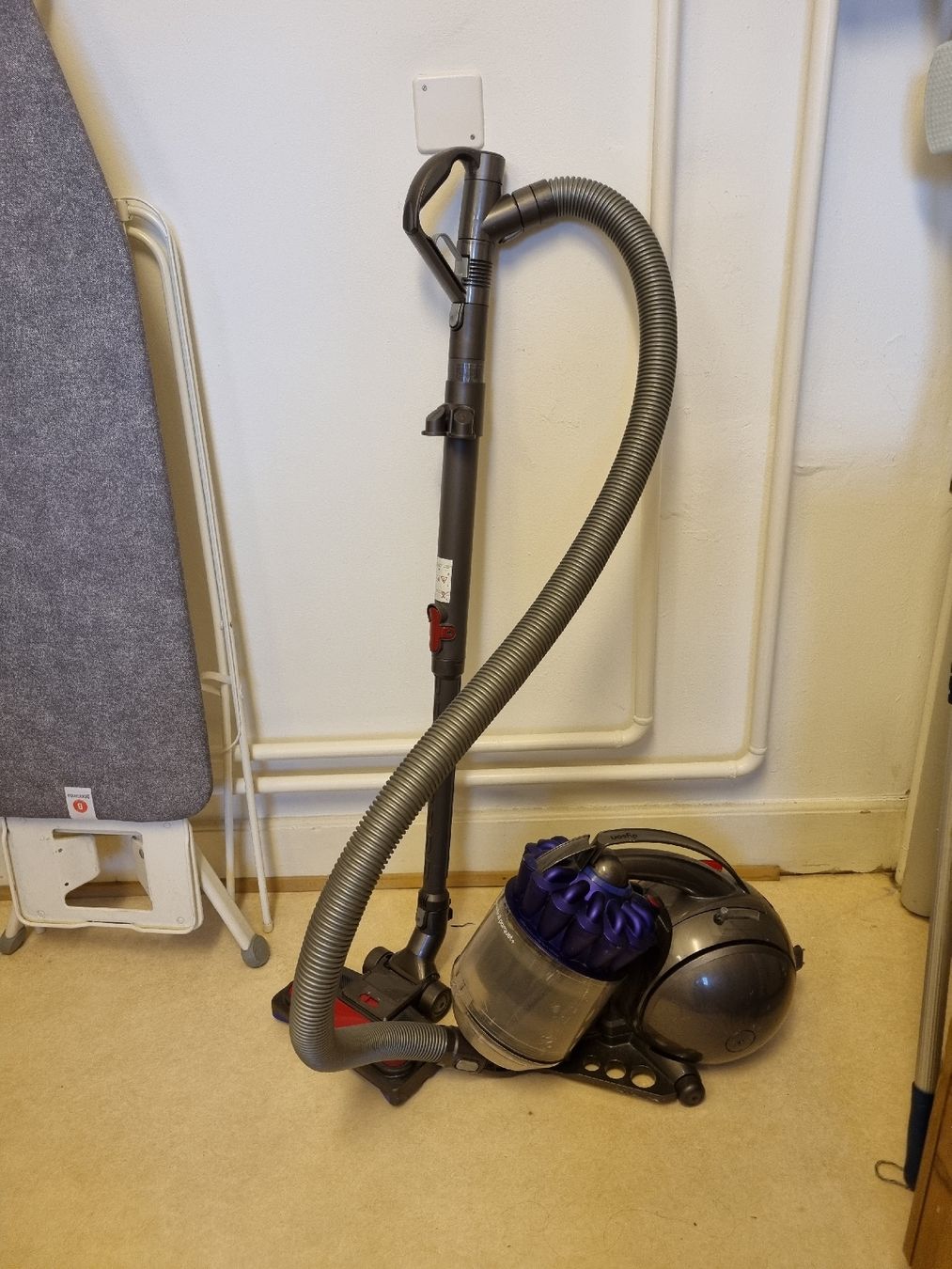 Dyson Aspirapolveri & Accessori: Dyson Staubsauger "Ball Parquet+" – Usato da Basel venduto da mik_sz9z