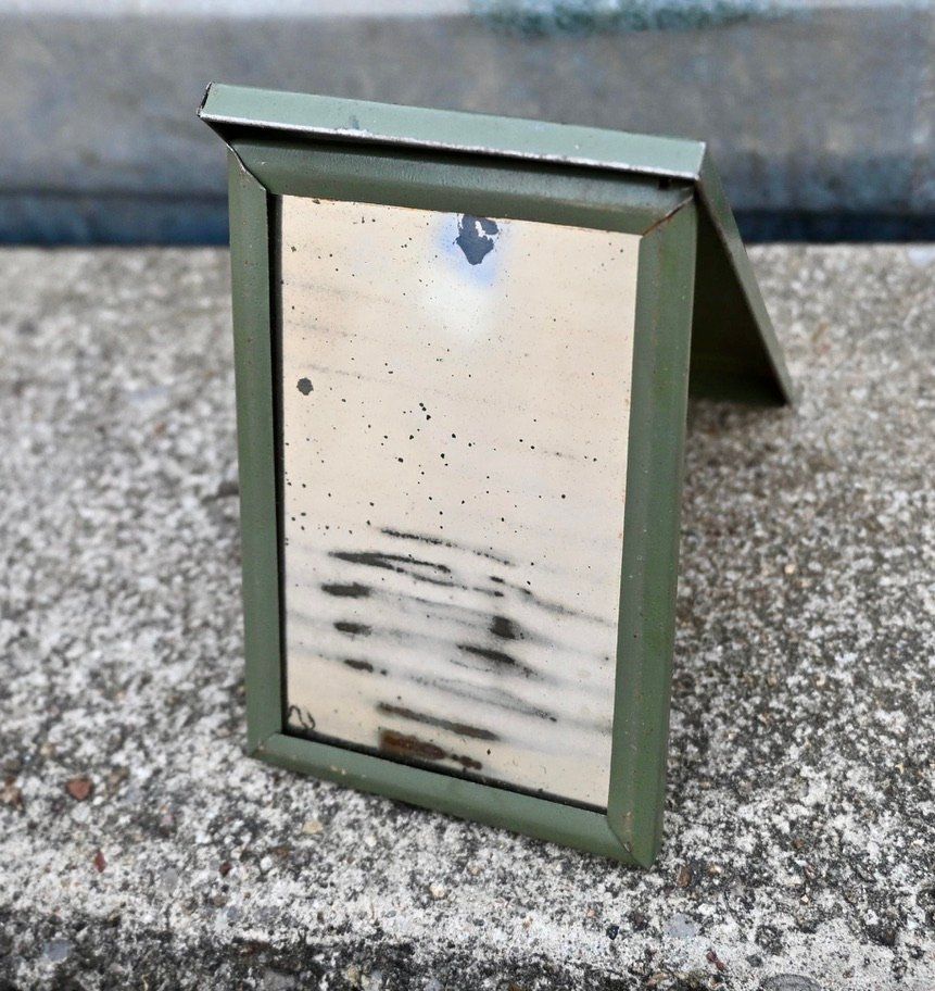 Schweizer Armee Uniformi: alter Taschen- Klappspiegel der Schweizer Armee – Usato da Pfaffhausen venduto da mono_rec 1
