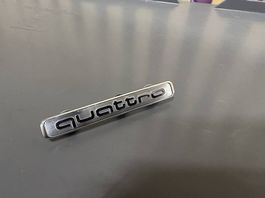 Quattro Emblem Original 