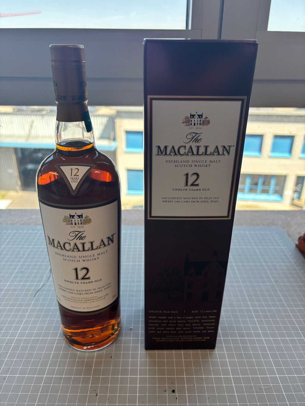 Macallan Spirituosen: Macallan 12y Old Label – Neu und originalverpackt aus Flawil von Pirar