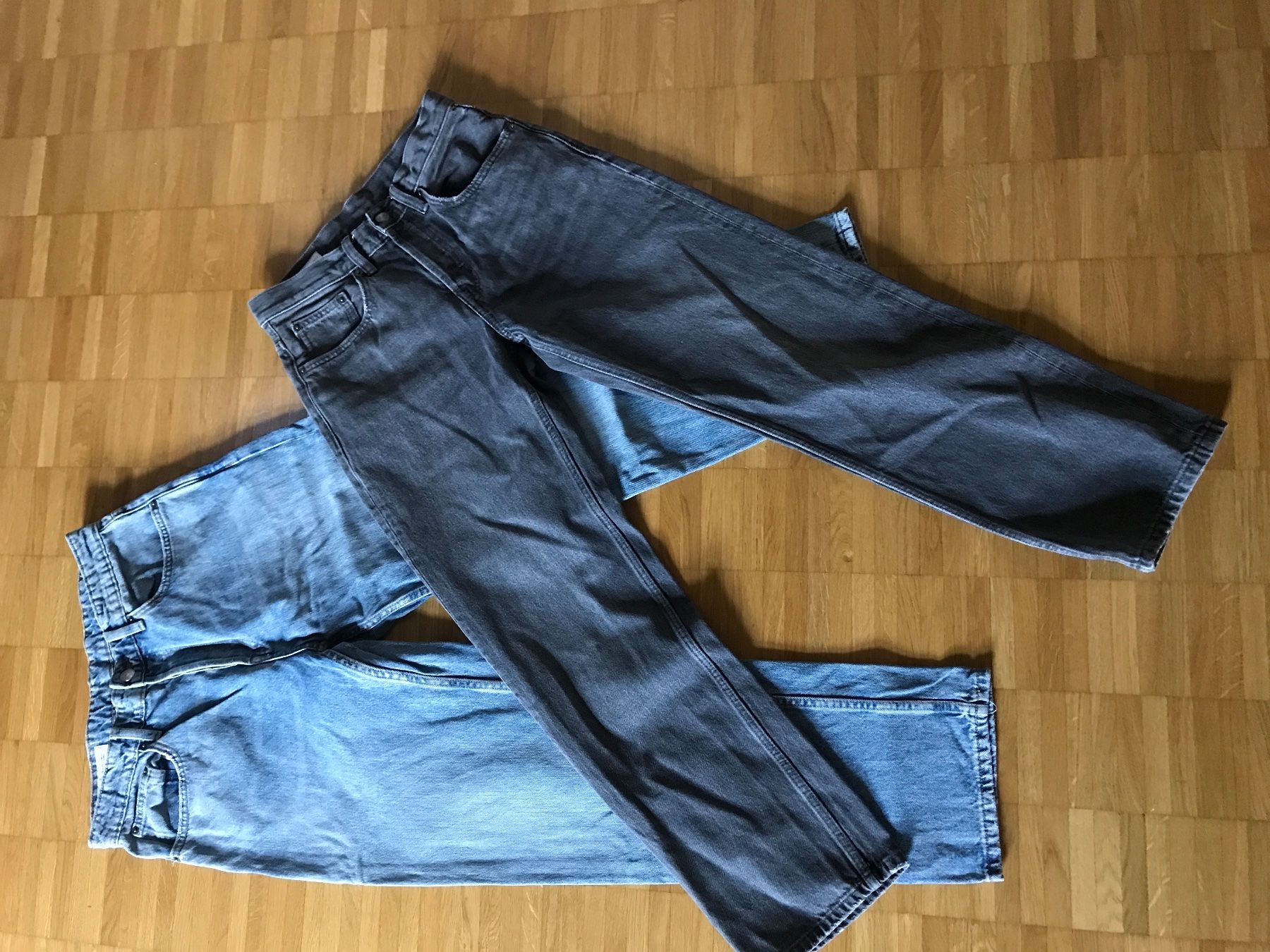 Zara Lotti di vestiti: 2 Zara Herren Jeans Gr 38 – Usato da St. Margrethen SG venduto da kellenbh 1