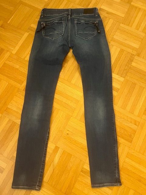 Jeans: "RAW" Jeans Gr. 26 32 – Nuovo (secondo la descrizione) da Walenstadt venduto da ricamul 9