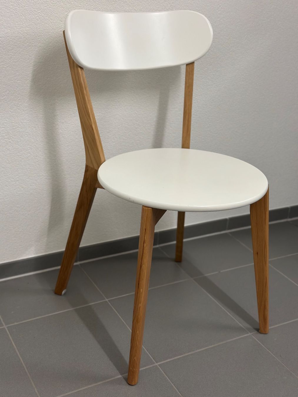 Micasa Sedie: Micasa Designstuhl – Weiss/Eiche – Usato da Sissach venduto da ruppi11 2