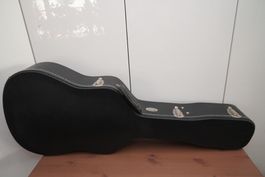 C.F. Martin 14-Fret Dreadnought Gitarre Koffer