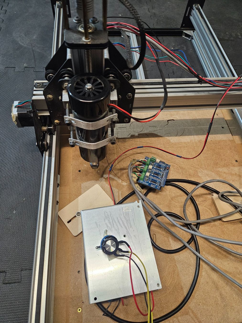 Tutte le macchine: ShapeOko2 CNC Fräse – Usato da Wallisellen venduto da Simon08 1
