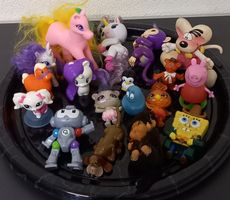 LOT AN *TIER - FIGUREN* UNTERLAGE MIT 40CM - DM/TIPTOP