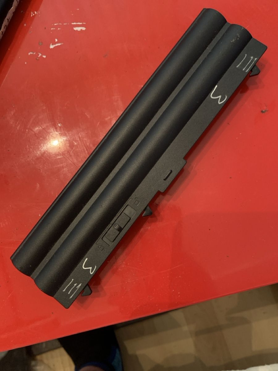 Lenovo Batteries: Lenovo ThinkPad Akku 70+ (Original) – D'occasion à Opfikon par Safside 1