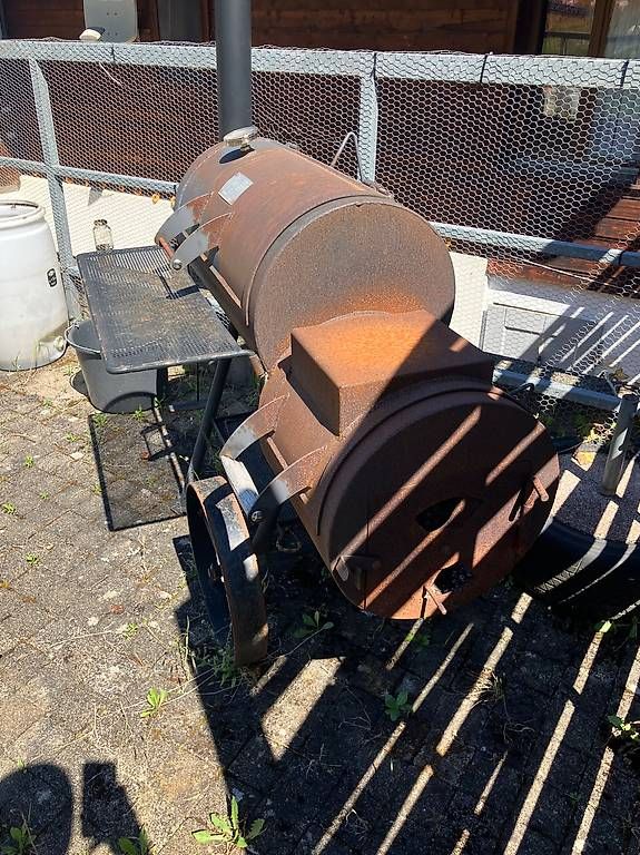 Griglie: Smoker original grill – Usato da Rümikon AG venduto da kolalokova 2