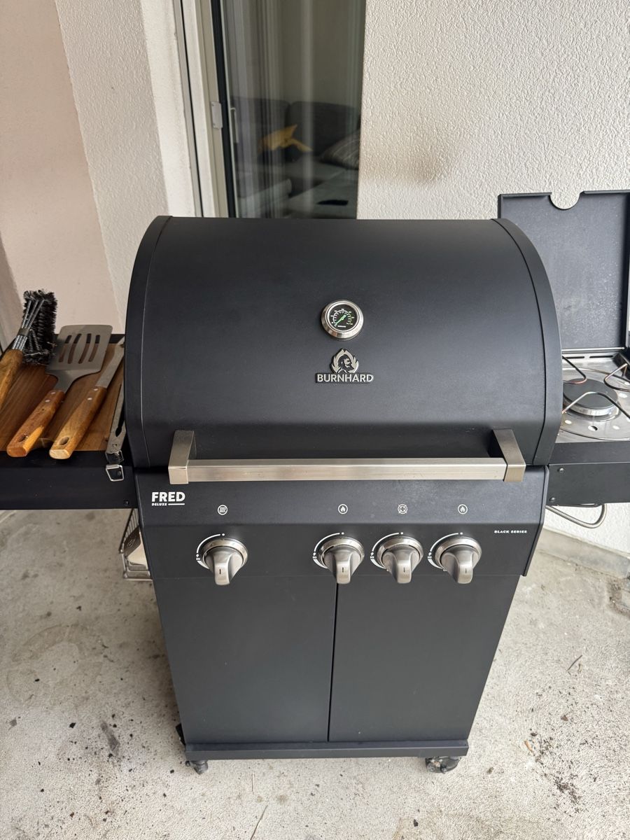 Griglie: Burnhard FRED Deluxe Gasgrill 3 Brenner – Usato da Zürich venduto da Loris8
